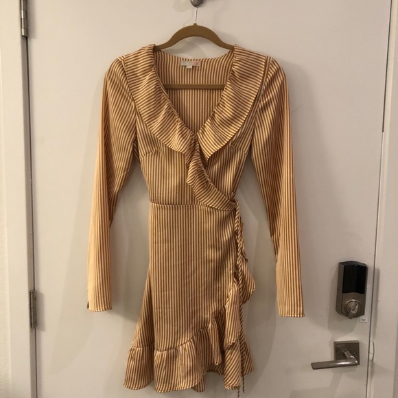 GB Wrap Ruffle Dress - Picture 2 of 6